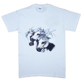 3 Horseheads T-shirt